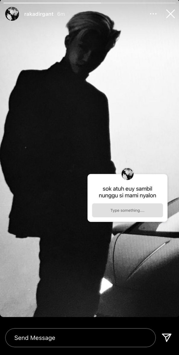 noa tweet media