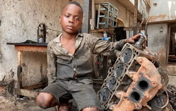thecableng's tweet photo. Meet the six-year-old Nigerian who juggles school with mechanic work | TheCable https://t.co/Bgjl3Rlavf https://t.co/F2nRfRqU4m