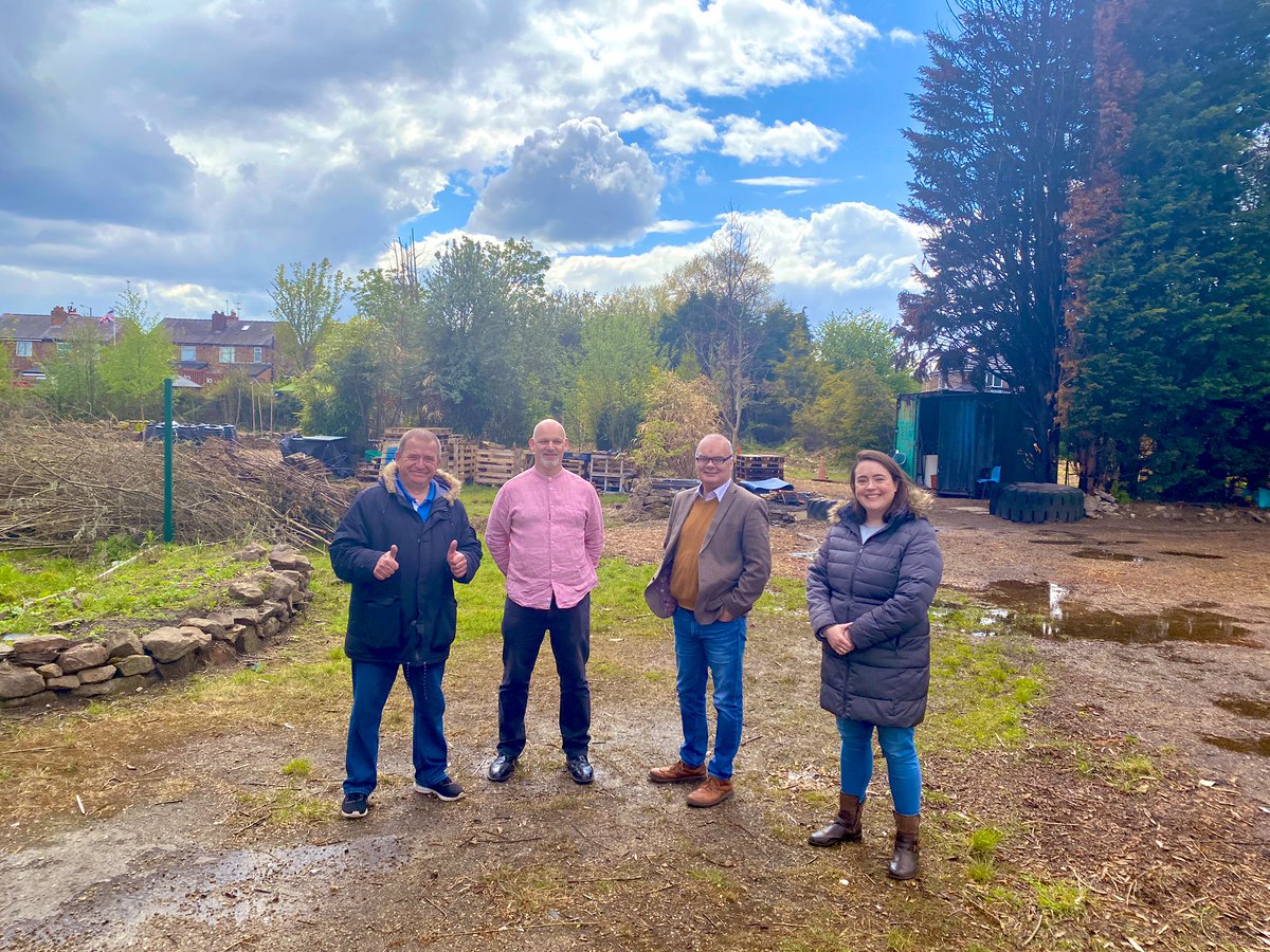 KateGroucutt's tweet photo. We’re looking for a business to donate a container to a new community project in Parr. 

@AvenueSexton community garden was hit by an arson attack last week. 

They need it to carry on their work with local groups &amp; the community. 

Do you know anyone who can help? 🙏 https://t.co/kPOpHH6m3r