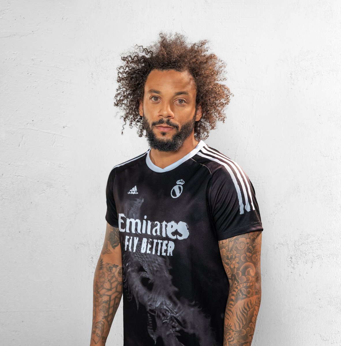 iamsbose7's tweet photo. Happy 33rd Birthday, @MarceloM12! 🎂🎉🥳

One of the greatest left backs of this generation. ❤️

#M12
#HalaMadrid https://t.co/e3TmKVTKoI