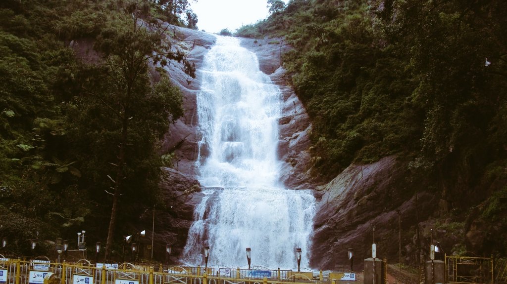 تويتر \ India In Medan على تويتر: "Silver Cascade Falls #Kodaikanal is pure heaven for nature lovers. by waters of Kodai river, it is a stunning sight to see water falling