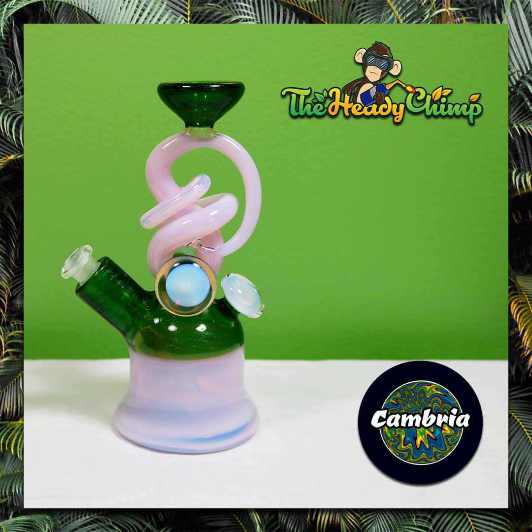 TheHeadyChimp's tweet photo. FEATURED ARTIST: Cambria Glass! Show him some love on https://t.co/UV1AVLn2B3! #Glass #Dabs #Bongs #Rigs #Weed #Doge https://t.co/GsqgrpkezA