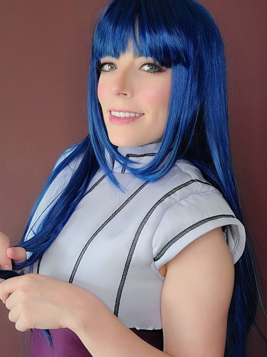 princessbilbo's tweet photo. #makeupmay week 2!
Back in 2005, Hinata was supposed to be my first cosplay, but I ended up doing Temari instead. But finally, after all these years, I got to be best girl~
Costume @miccostumes
Challenge @TheDeLaDoll https://t.co/e5ABgtUHtA