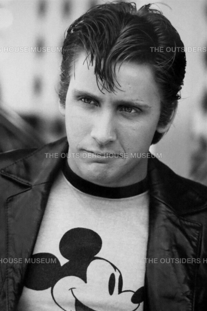 OutsidersHouse's tweet image. Happy Birthday, Emilio Estevez! Born on this day, May 12, 1962. Seen here as Two-Bit Mathews in The Outsiders. #StayGold #greaser