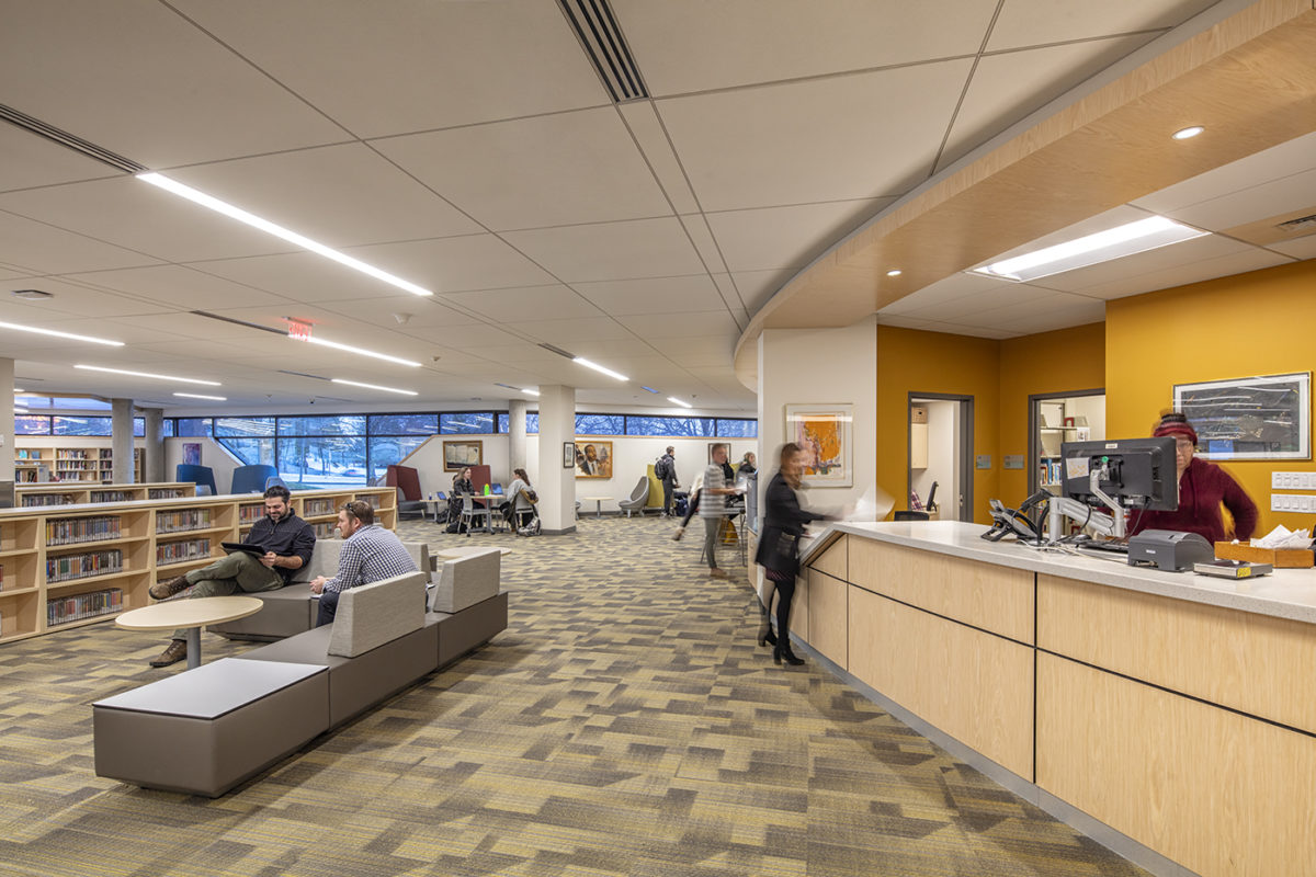 CoreLabsx0's tweet photo. Fall 2021 #ITSupport Internships @LMCInfoTech @LeMoyne #ServiceDesk #Desktop Support #AcademicTechnology #IT #Admin So many roles, many different interests...& you get to work with Mykayla, Luis, Clemente, Royce & Shelli! Apply: https://t.co/LOcjq7x79q #JumpIn! Tx, Mykayla! https://t.co/AGFhVGZLRZ