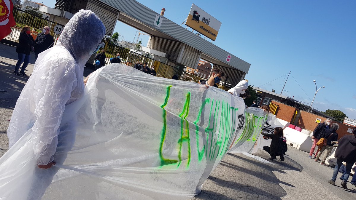 Exploit Pisa tweet media