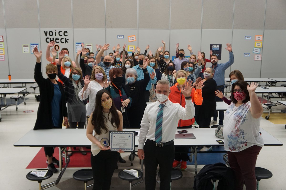 rochcommschools's tweet photo. Elizabeth Lang is a teacher of TK and a student of play. She was honored with a @PinoInsurance Excellence in Education Award, after nominations from multiple colleagues for her “profound dedication to young children’s rights to a wonder-filled, play-based education.” #RCSFcares https://t.co/KjiwK2cx9l