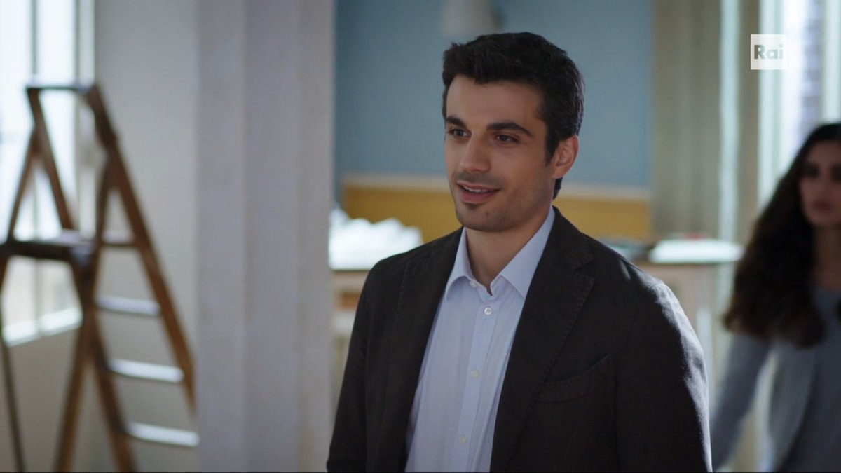 tv_ascolti's tweet photo. Ricordando #CheDioCiAiuti6
Noi avremmo dovuto capire tutto da questo semplicissimo "Ciao"
Credo che le foto parlino da sole ❤
#CheDioCiAiuti 6x01
#CDCA6 #CDCA https://t.co/stJjYofhcX