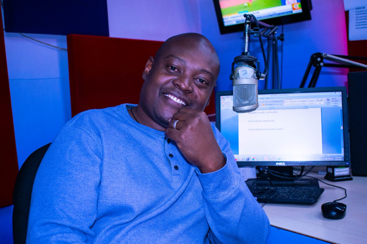 Ulitumia uwongo gani kupata mubibi wako ama tu-dame wako. Naye mubibi/dame alidanganywa vipi ? Uliambiwa nini ukaingia box? 
karibu tupige  #Porojo leo naye <a href="/MkallaMwambodze/">mkalla mwambodze</a> ndani ya #GoodEveningKenya #RadioNumberOne