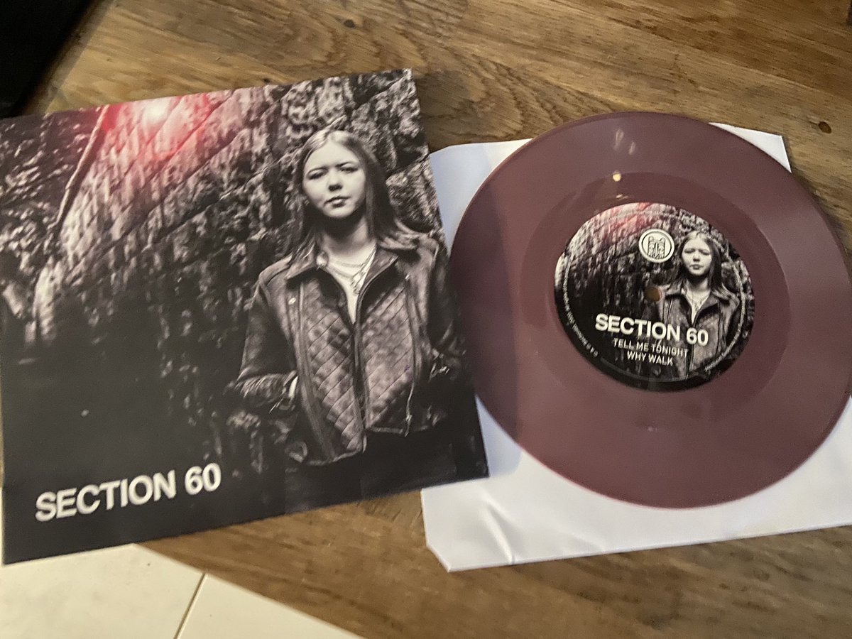 Scotterillo's tweet photo. Reyt bit of vinyl this from a top band. ⁦@section60⁩ https://t.co/9Op2MhSEjM