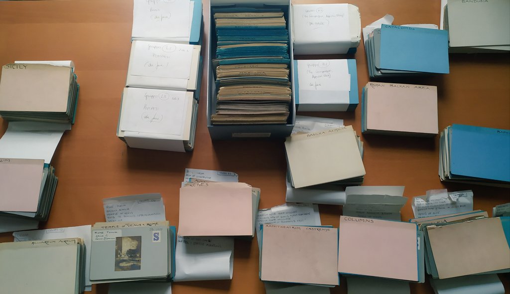 s_giordano_'s tweet photo. Proud to share some before/after pics of @TheRomanSoc collection index cards. 1867 items now rearranged!

@the_bsr 
@ale_jeee 
#BSRArchives #archives #Archaeology https://t.co/T3HJ0jgIwq