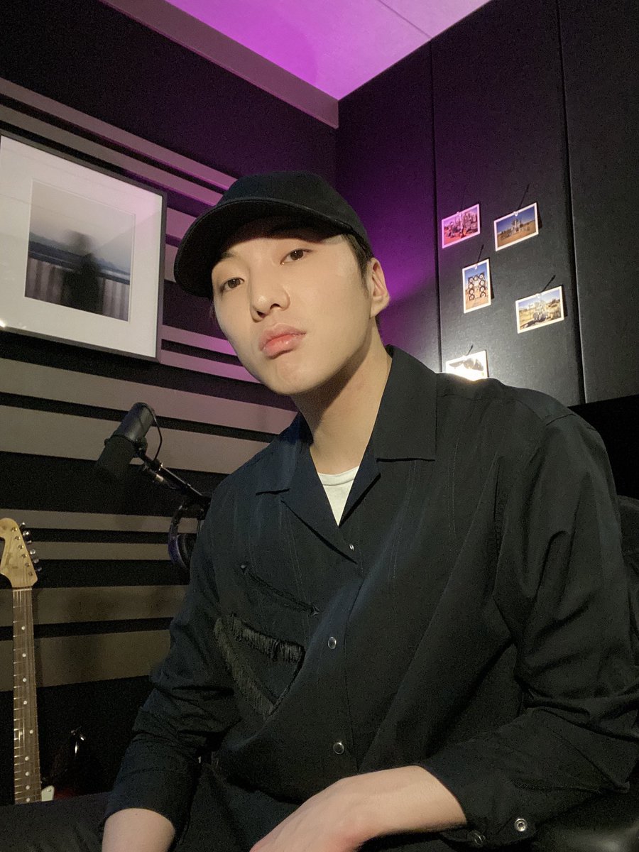 official_yoon_'s tweet photo. 좋은 꿈 꾸어요!!!😉💙 https://t.co/BebnxSNesc