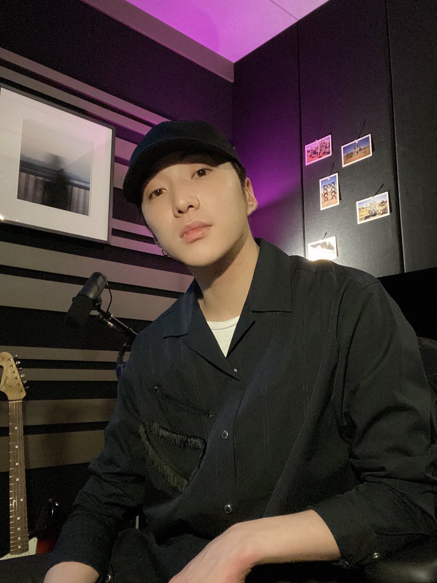 official_yoon_'s tweet photo. 좋은 꿈 꾸어요!!!😉💙 https://t.co/BebnxSNesc