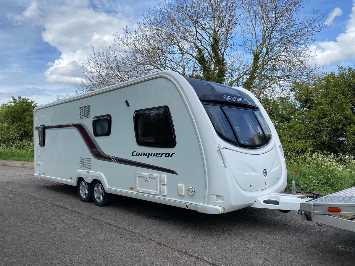 RJSShipping's tweet image. This stunning Swift Conqueror 630 twin axle collected today from seller today for one of our very good customers overseas.
Loading for export next week
🚢 🌎 🗺
#swift #swiftconqueror #shipping #export #caravanshipping #caravanexports #rjsshipping