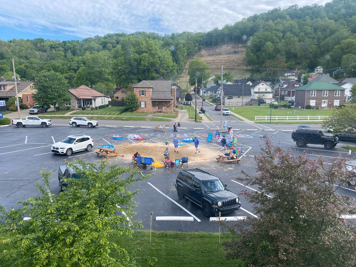 PaintsvilleHS's tweet photo. The 2021 Seniors surprised PHS with their own 🏖 Beach Party 🏖 in the parking lot this morning for their 2nd to LAST Day of High School! https://t.co/earODklPfF