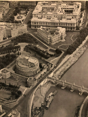 Demà tinc l'honor de presentar el nº 18 de 'Papers de la Costera' dedicat a Lucrècia Borja. Parlaré de la revista (amb articles com el de <a href="/joanfmira/">Joan F. Mira</a>), com no, de Xàtiva, de València, de Roma i de les relacions entre nosaltres. Ací vos deixe una fotografia romana... <a href="/corts_ximo/">Ximo Corts</a>