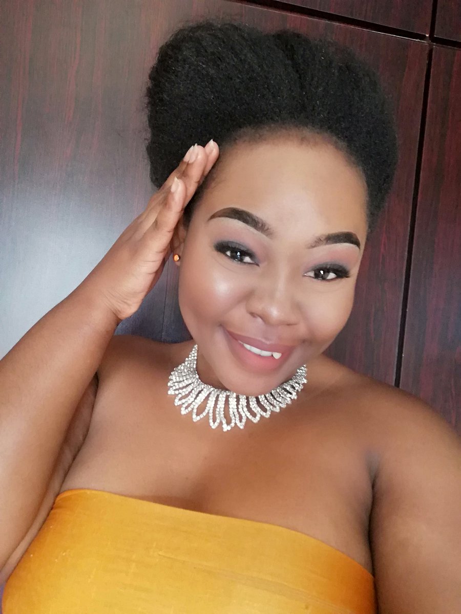 NomthaPhiwe's tweet image. Usuku beluluhle kanje! 😊
#bishopmakamu #ifani  #BLACKCOFFEE