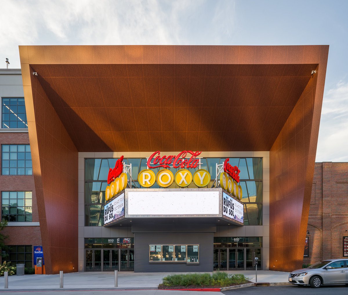 Free vaccine = free ticket!

Get a Covid-19 vaccine at the <a href="/CocaColaRoxy/">Coca-Cola Roxy</a> tomorrow and receive a free ticket to tomorrow’s <a href="/Braves/">Atlanta Braves</a> game!

➡️ Braves.com/roxyvaccine