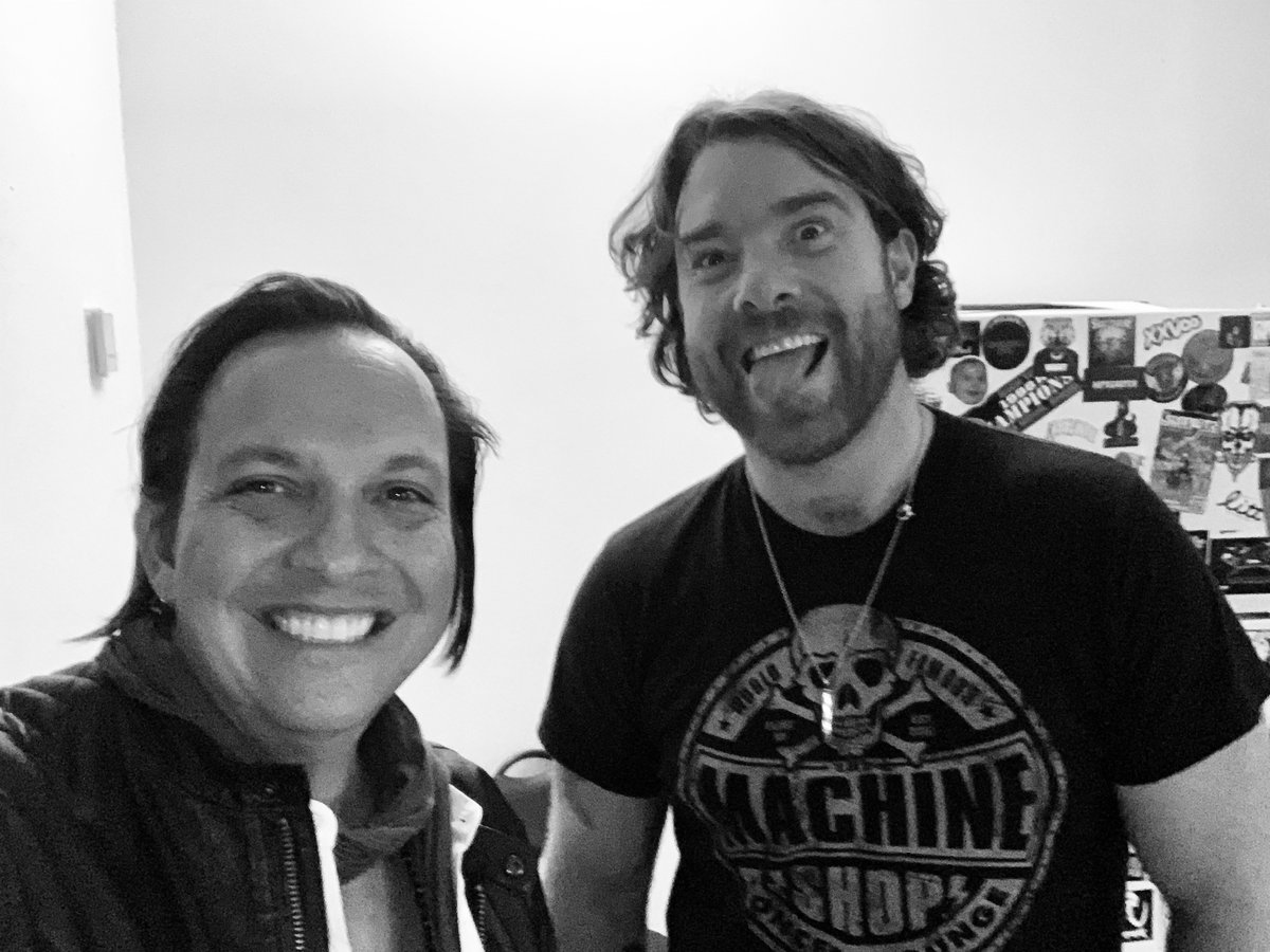 SonicDisciples's tweet photo. #SonicDisciples
Sunshine Studios Live
Royal Bliss
Sonic Octane
Curtain Call Records
#rockband #rock #music #rockmusic #rocknroll #band #guitar #hardrock #rockandroll #guitarist #rockstar #metal #singer #musician #livemusic #concert #heavymetal #live #classicrock #musicians https://t.co/NNGwWqeUT5