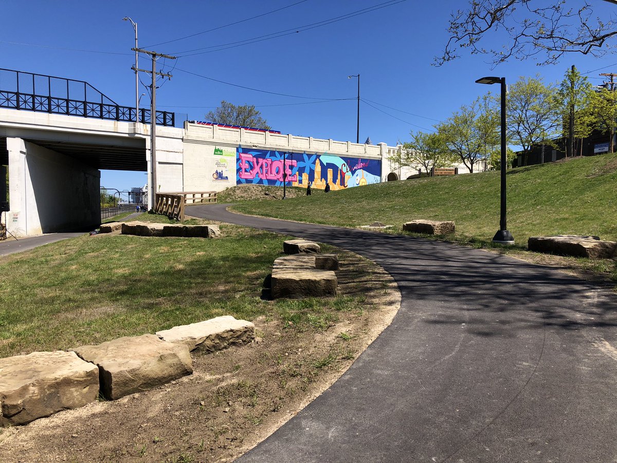 chrisronayne's tweet photo. Another great addition to #TrailCityCLE today with the opening of the #RedLineGreenway Thanks @clevemetroparks for getting it done once again & Lennie Stover for the founding idea. Great partnership @NOACA_MPO @countyplanning @tpl_org @LAND_Gp @CEO_CleMetParks @SeanMcDermottCM https://t.co/HJWucglB7W