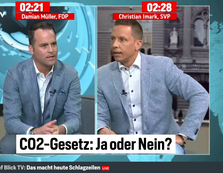 Anzug-Twins? 🙃
BLAK: blick.ch/politik/blick-…