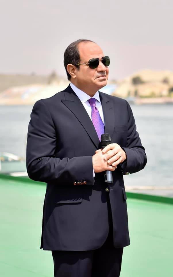 - #الاختيار٢ خلانا نرجع بالذاكره ونشوف مصر كانت عامله اذاي بعد ٢٠١٣ .. الراجل دا حرفيآ استلم مصر ليست دوله خالص .. الراجل دا اقسم بالله عمل المستحيل للبلد دي فعلآ .. البلد دي كان مكتوبلها الضياع والخراب .. بس ربك رفض وقال البلد دي انا الحميها وبعتلنا الرئيس #السيسي
#تحيا_مصر✌️🇪🇬