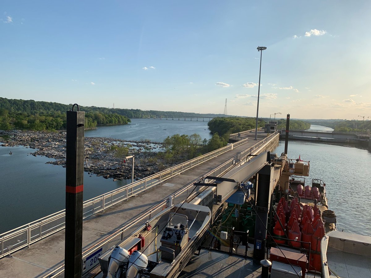 The crew of #USCG Cutter Ouachita completed a 623 mile trek along the Tennessee River, Elk River, Bennetts Lake and Tennessee-Tombigbee Waterway, servicing more than 650 aids to navigation. #WaterwayManagement #MaritimeTransportationSystem