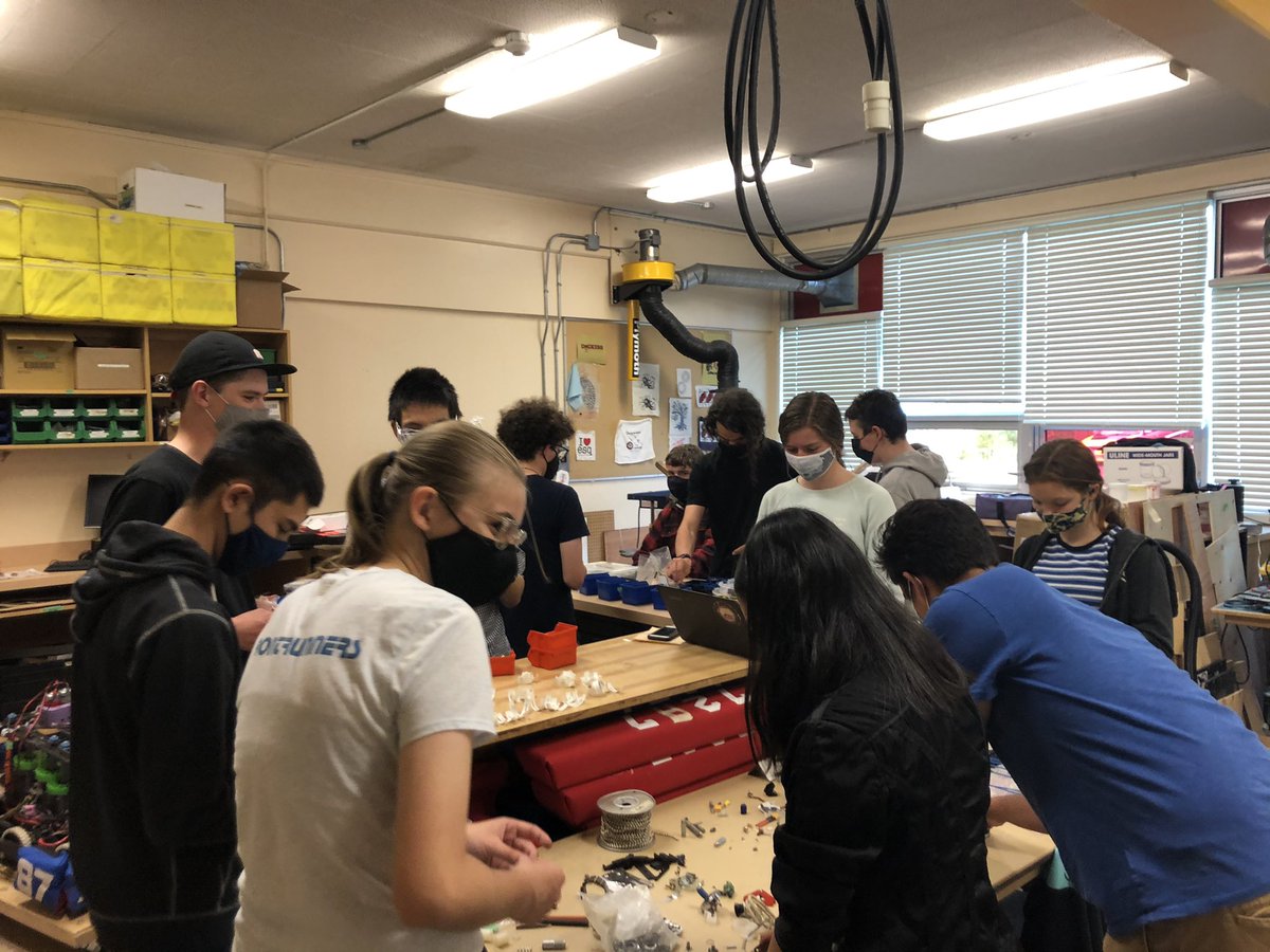 Esquimalt High tweet media