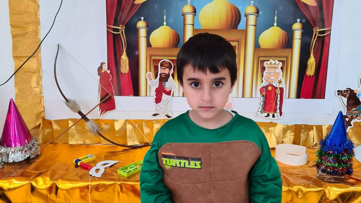 الطفل عيدو..
في السادسة من عمره..
قُتل بصاروخ حماس الإرهابي
رحمه الله وأسكنه فسيح جناته …