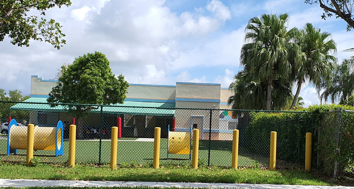 Visitamos a niños Hondureños🇭🇳 en el centro Boystown de Catholic Charities, asignados despues de pasar por la frontera. Pronto estaran con sus familiares 🙏. En Homestead Florida