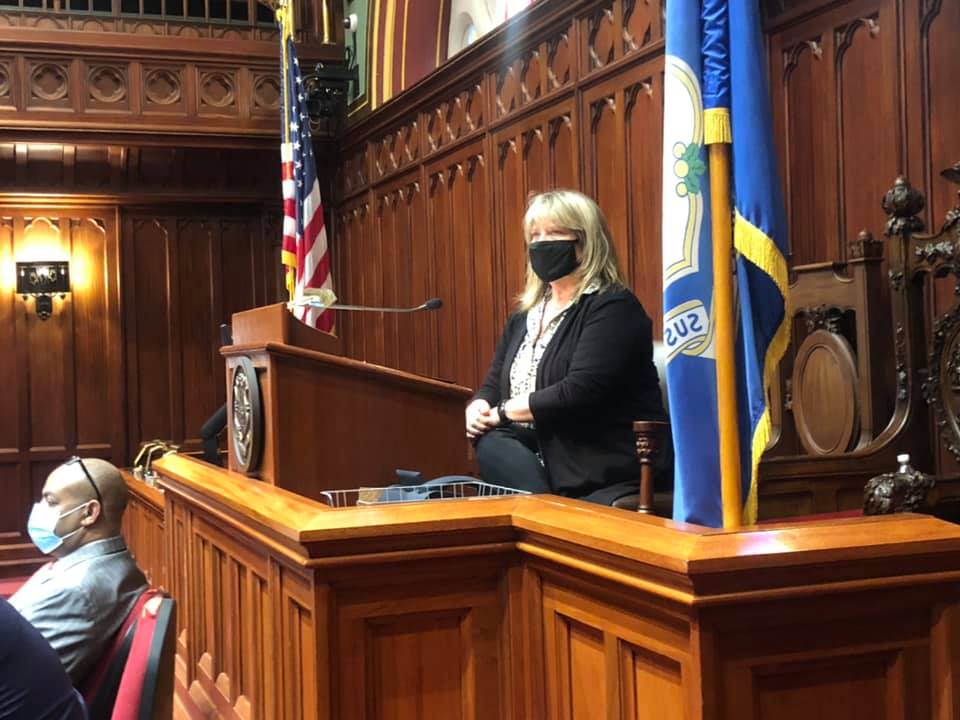 Had a chance to oversee the Senate today while we discussed compassionate or medical parole release. This is just one of the bills we’re doing today in session.

What are some bills/topics you’re interested in us taking up over the last month of session? #ctsenate