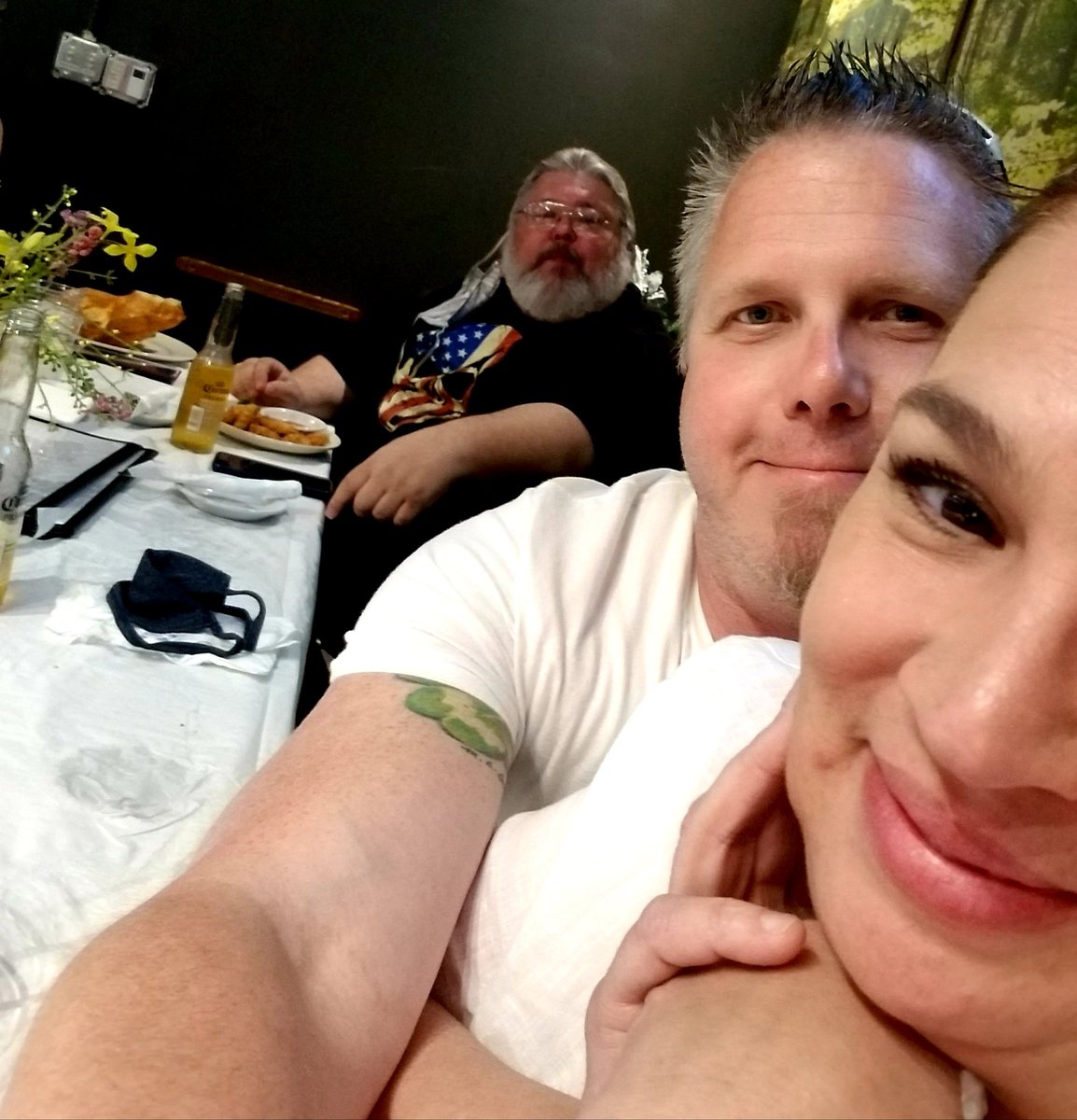 Santa Claus with the photo bomb for the win