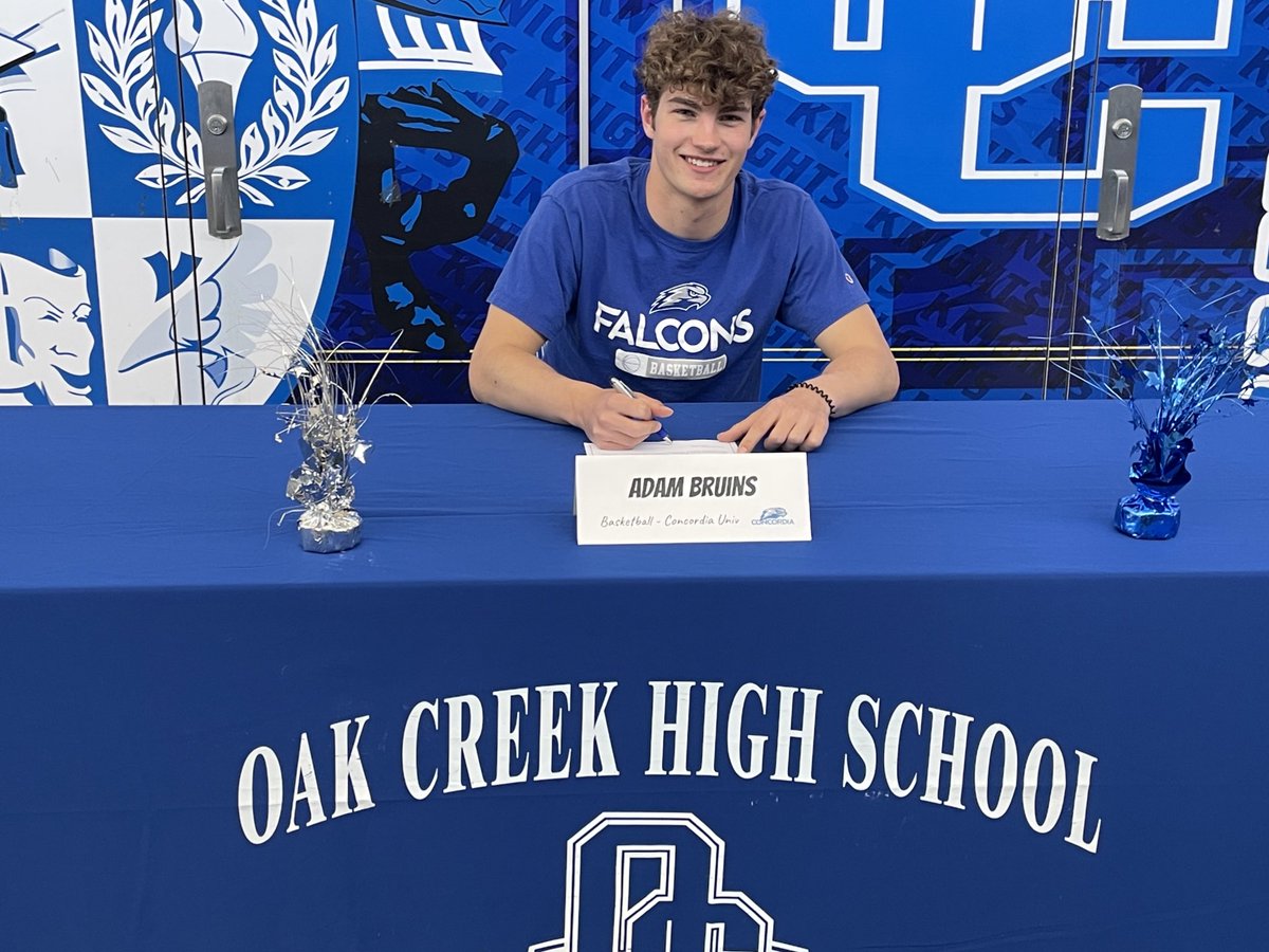 Athletics_OCHS's tweet photo. Congratulations to @BruinsAdam on his commitment to play college basketball next year @CUWMBB 
Great job Adam and best of luck!  @OCFSD #GoKnights @basketball_oak https://t.co/TWCqavv6CE