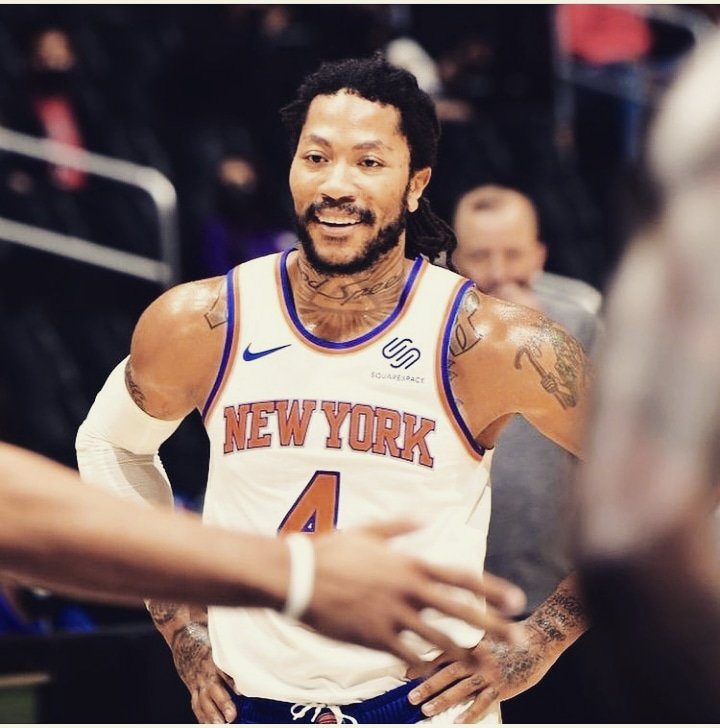MogulJuice's tweet photo. The Rose that Grew from concrete!!
Out of all things; Good or Bad, there will always be a beautiful reason to smile in the end. Shout out to @DRose man, this is the most beautiful smile in Basketball. HAPPY FOR YOU KID!! Live Life, and Love!! #MogulsInsight #ChicagoRose https://t.co/pW8SFxy6cZ