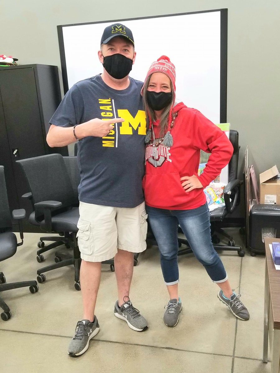 Who says rivals can’t get along? 😊 spirit week at The Home Depot <a href="/GreenwoodHD2019/">GreenwoodHomeDepot</a>  <a href="/BPlantenberg/">Brody Plantenberg</a> <a href="/Heather38228391/">小蓝视频破解版🔥男男软件🌈gtv金币破解版🔥霸王直播🌈u蓝破解版🔥blued制片厂</a> <a href="/RuthMil22878272/">Ruth Miller</a>