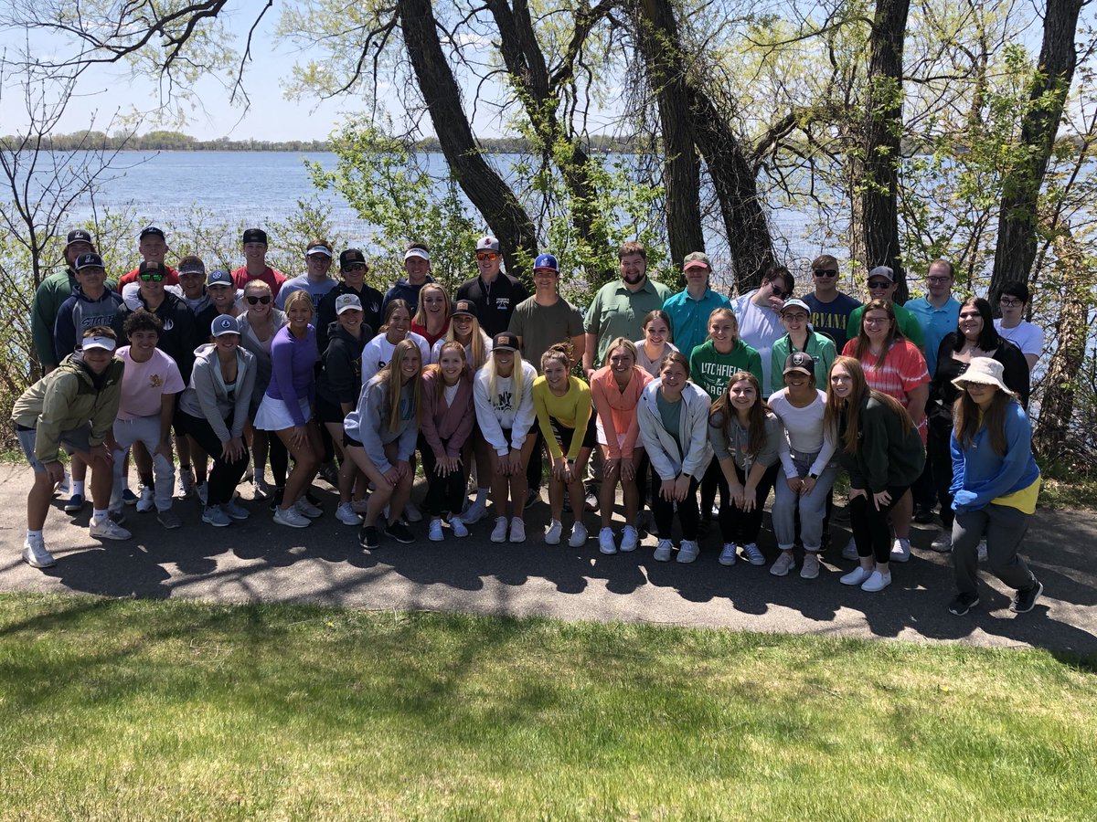 Great day playing golf with our Seniors!  ⁦<a href="/Litchfield465/">Litchfield School MN</a>⁩ #teamLBC #teamJD #golitch