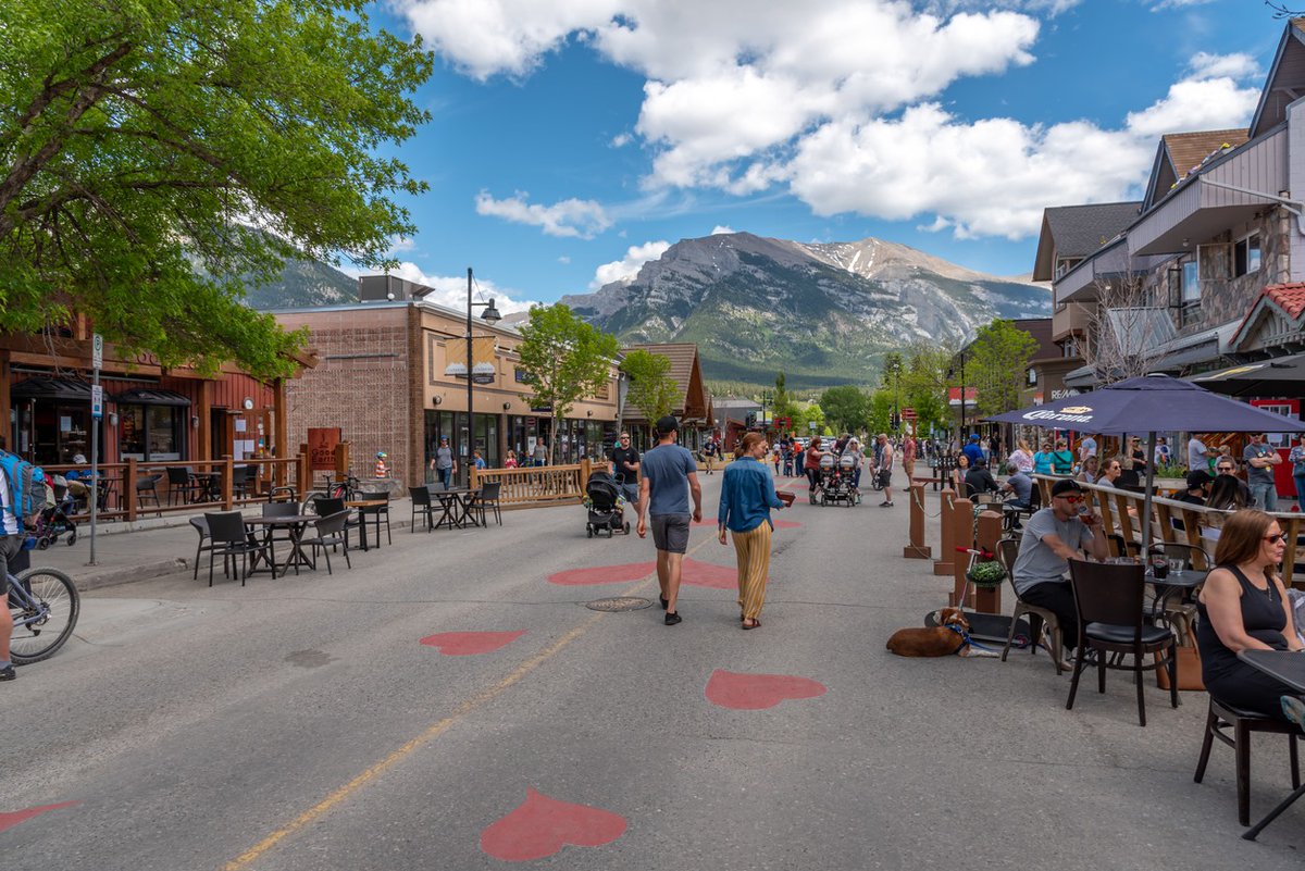 Head's up! 🚨 To increase mobility and safe physical distancing for residents and visitors accessing local businesses, Main Street will be returning to a pedestrian and cyclist-only space for the summer. 🏃‍♀️🚲  Learn more: bit.ly/2SgqPF4

#Canmore | #Kananaskis