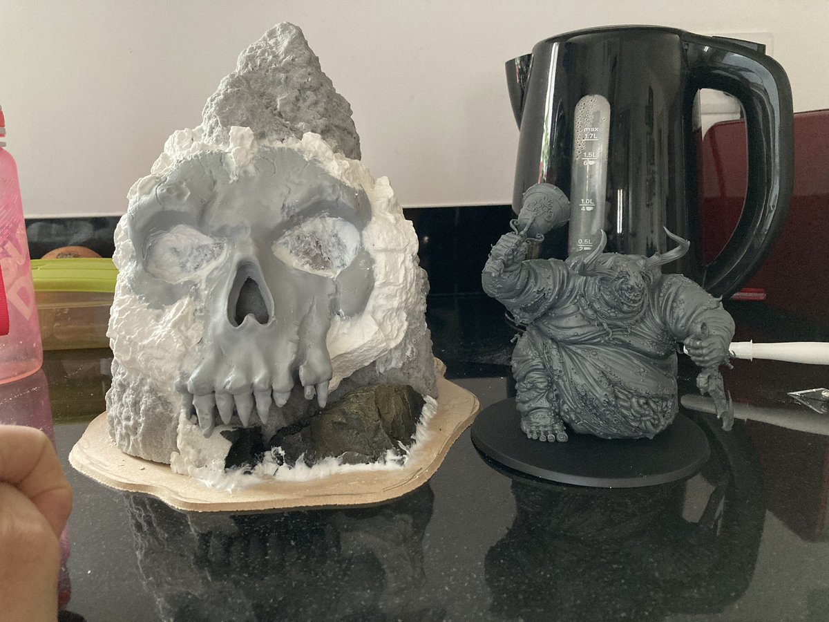 Stevewren's tweet photo. Checking that I can hide a Great Unclean One behind one of the large rocks. Might not help against those Lumineth Sentinels though... #aosTerrain https://t.co/Kutxv84vSI