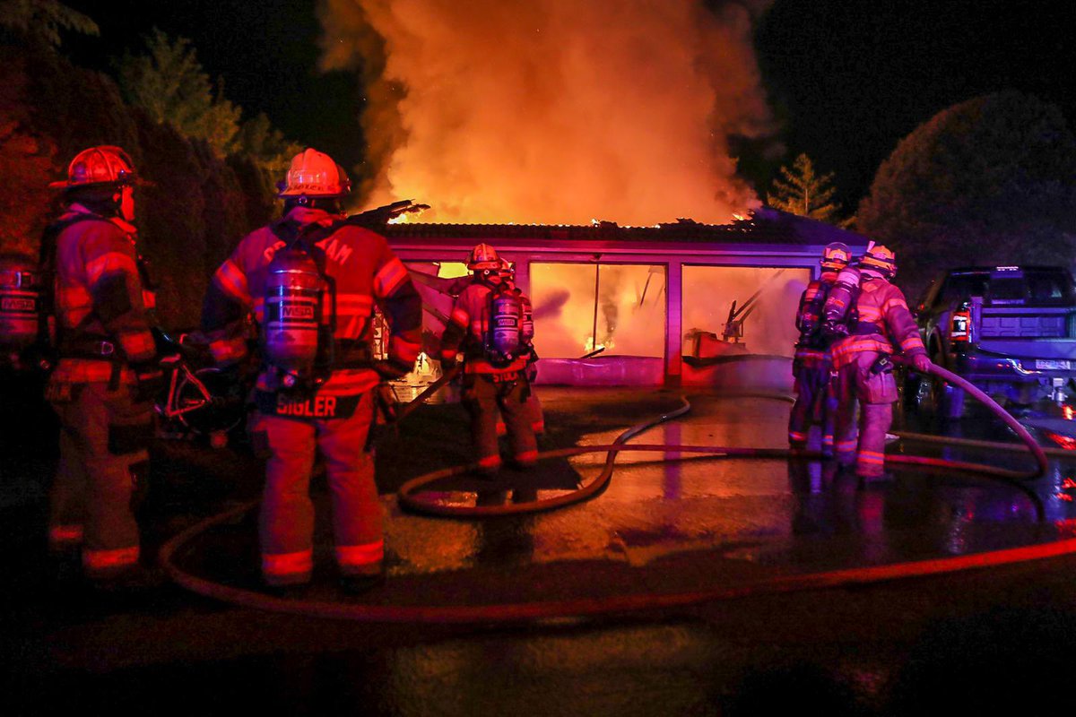 Gresham firefighters had a difficult fire last night. Water supply was delayed due to a lack of hydrants in the area. Crews attacked the fire but had to be called out due to no water. No injuries were reported. Fire is under investigation. 📷 @911firephotog