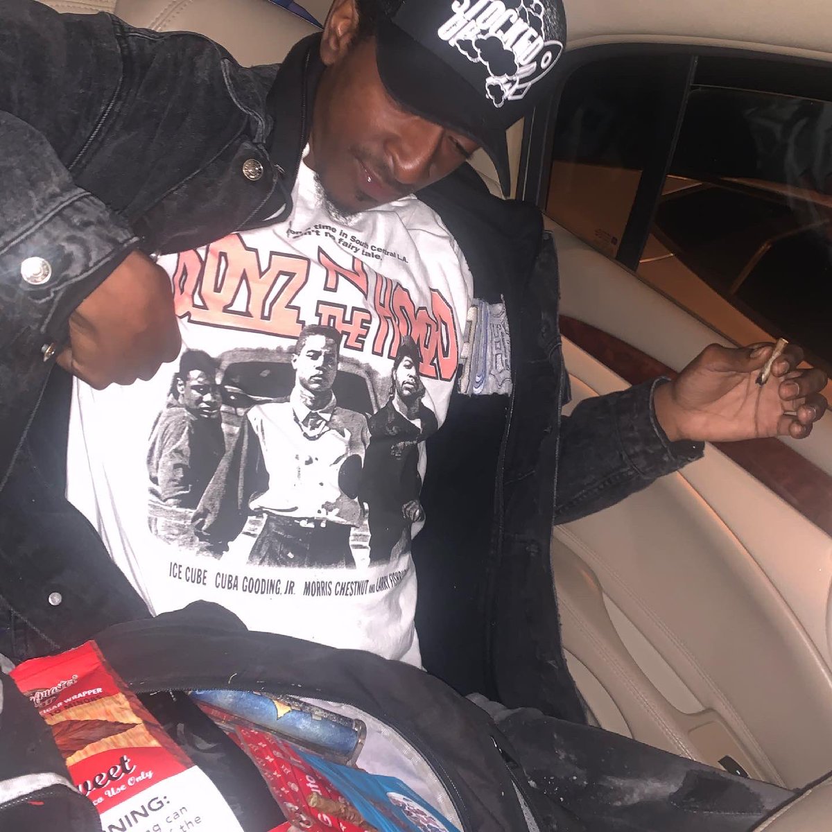 215_jmack's tweet photo. It’s POWER in!!!🦍💯🖤 https://t.co/yo0xLdClZp