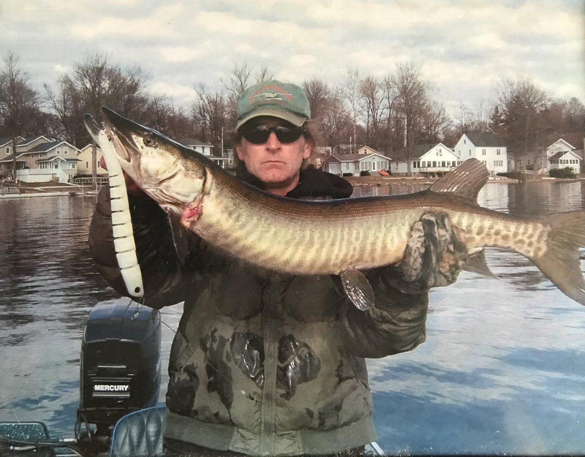 DelongLures's tweet photo. Never fished for Musky on a Delong Giant Witch? Your missing out! #fishing #delonglures #musky https://t.co/Pcpwv5w7eq