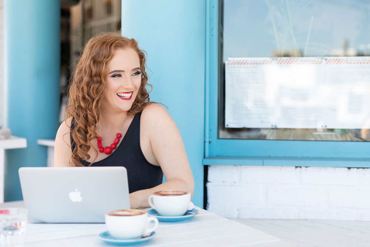 Dahna Borg tweet media