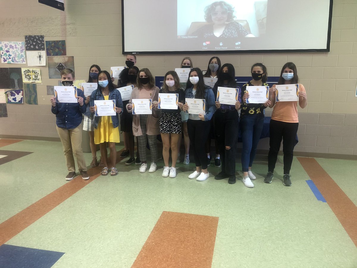 @BuffettMagnet Rotary Honor Roll Students make us all so proud!  Go Bobcats!