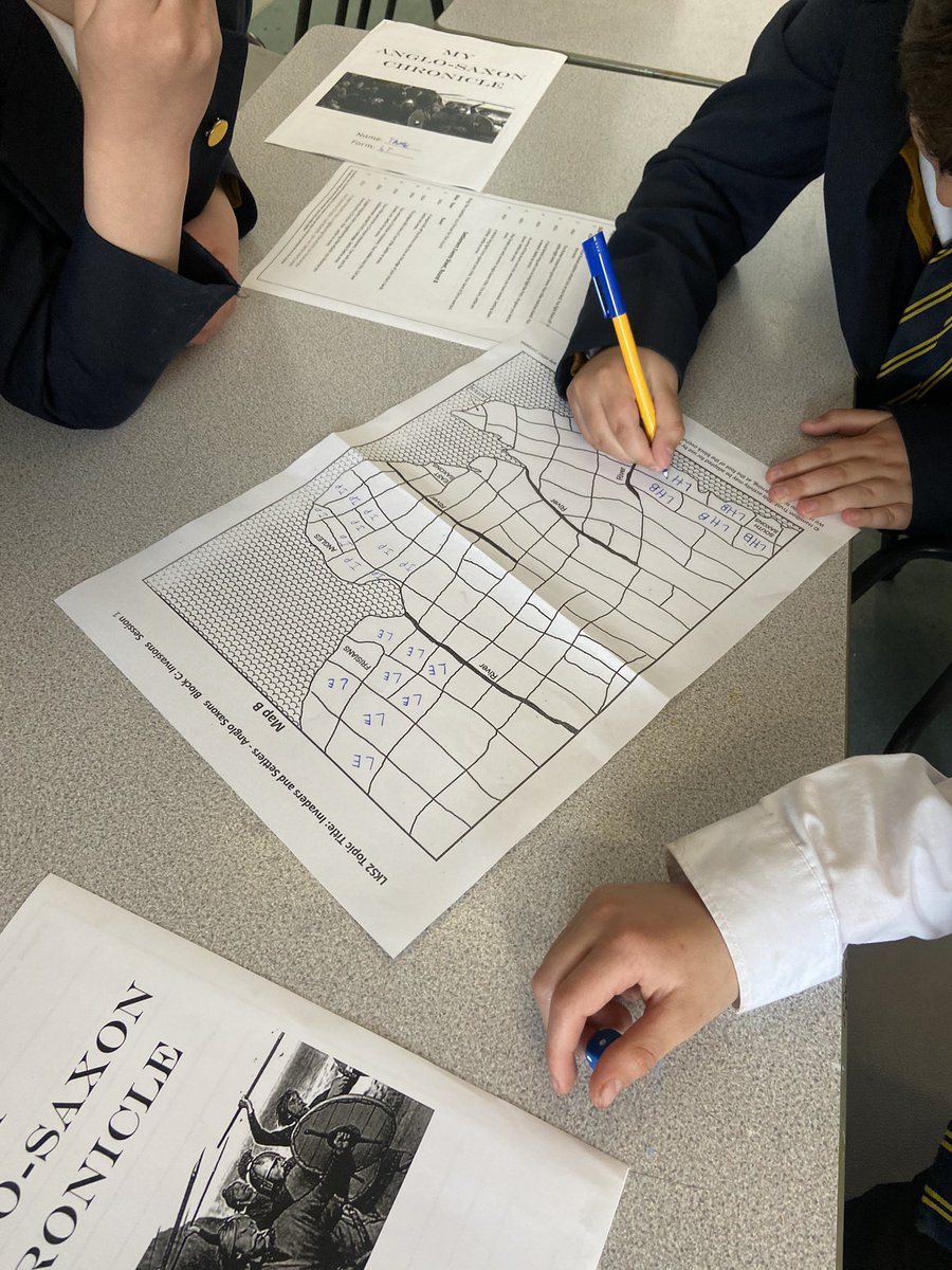 MBP_Humanities's tweet photo. Year 4 really enjoyed playing a game to understand the invasions of the Angles, Saxons, Jutes, Picts, Scots and Frisians in the first century AD! Sometimes feeling very unfairly outnumbered! 🧮🇬🇧♣️ @Habsmonmouth @MonBoysPrep #Humanities #AngloSaxons https://t.co/nvcZsru58a