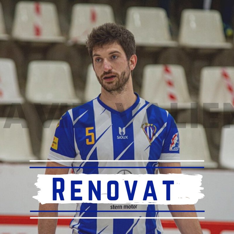 ⚪️🔵RENOVAT🔵⚪️ 

🏑En <a href="/rogerfont5/">Roger Font</a> seguirà lluitant incansablement per defensar els colors del CP Voltregà Ster motor.

#ForçaMàgic #OKLliga