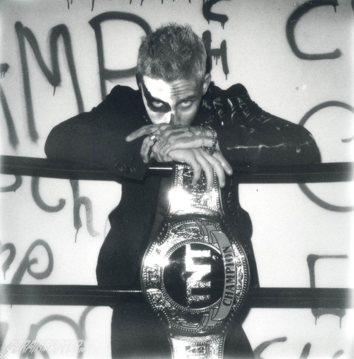 Brainbuster__'s tweet photo. nine lives

@DarbyAllin #AEW @Polaroid https://t.co/zWKUjBR5k5