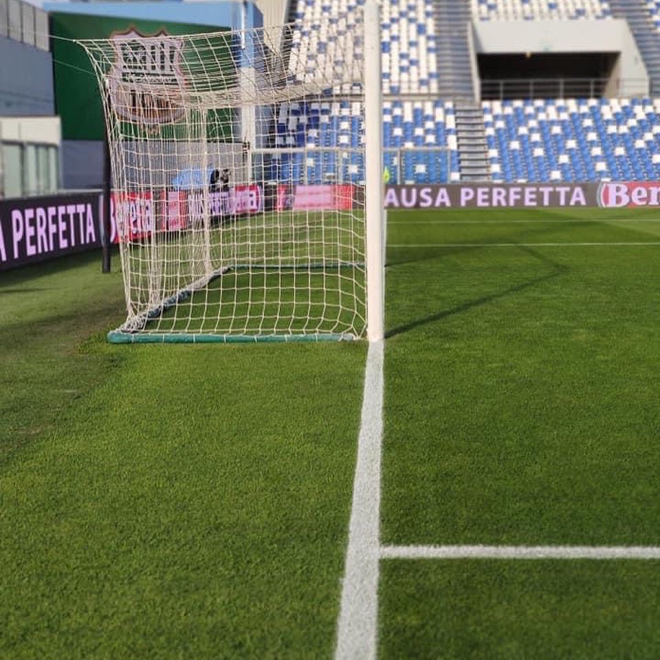 publigreensnc's tweet photo. Questa sera lotta per l’Europa.... 

Sassuolo Vs. Juventus 🤩🤩🤩 

Campo in perfette condizioni 👀 gran bel lavoro come sempre 👍 grazie a Lama Sport di Filippo La Franca @BowcomLineMark https://t.co/Q0Gp2qzYp1