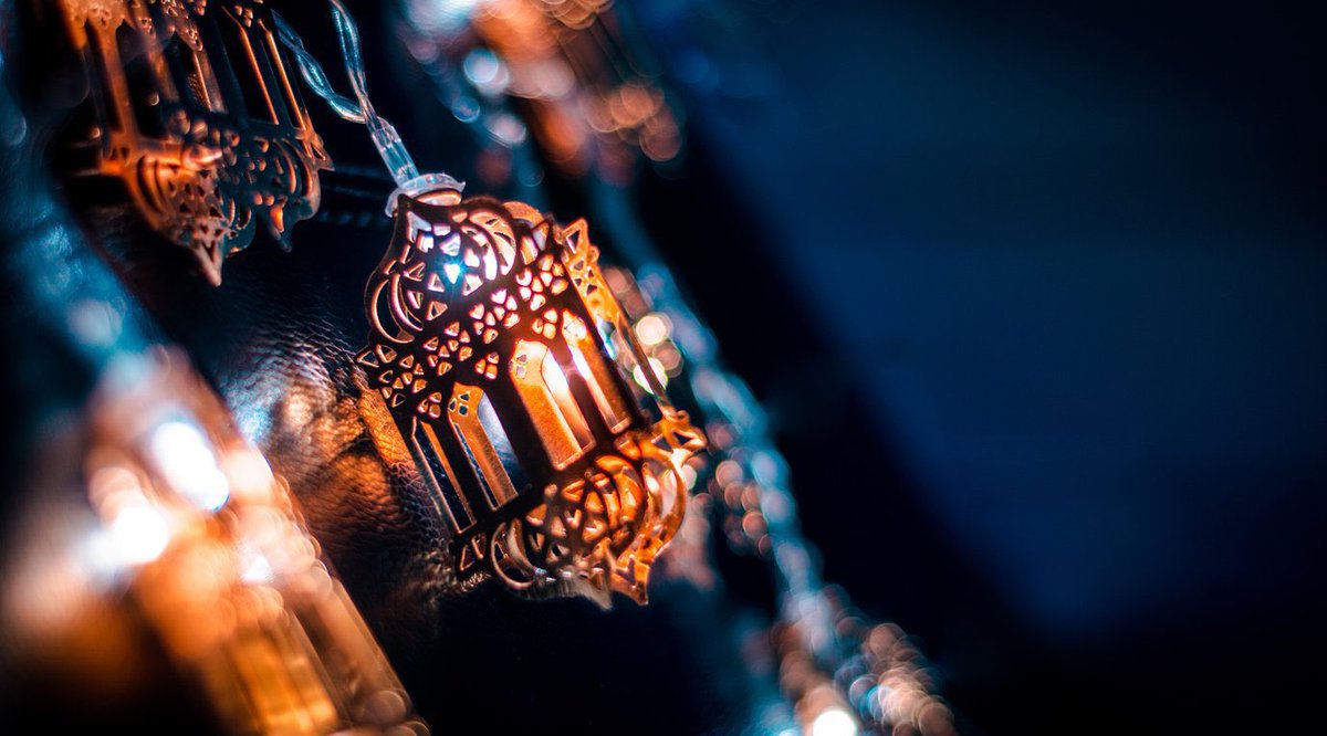 WestRidingFA's tweet photo. 🌙 #EidMubarak to all those celebrating across West Riding from everyone here at West Riding FA! https://t.co/SW7siEK78J