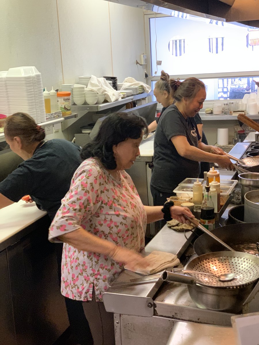 MasterChefTD's tweet photo. I am so excited to partner with @KitchenAidUSA to support women-led restaurants as part of their Womanβs Place Wednesday initiative. #KitchenAidAmbassador
I encourage all of you to join me and KitchenAid in celebrating women in culinary #CulinaryEquality. https://t.co/9kkLXzkz5Q