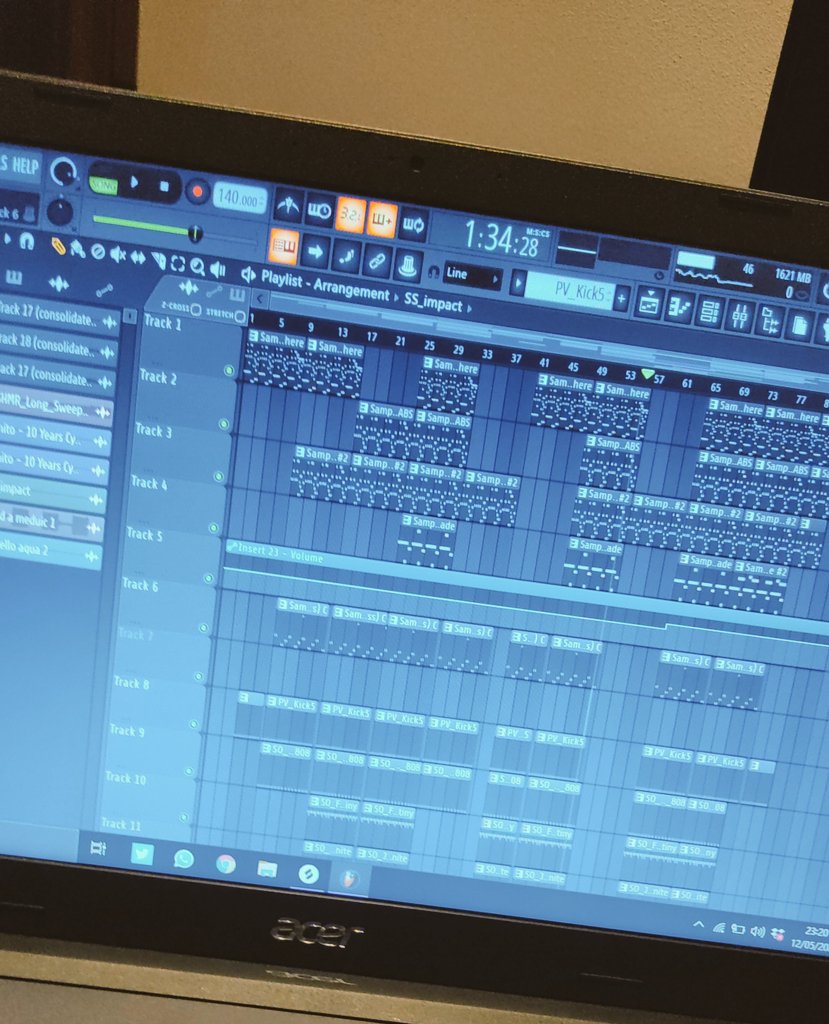 thachefff's tweet image. Late night chef👨🏻‍🍳